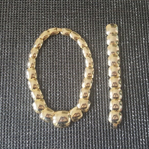 Gold-tone Link Necklace Bracelet Set - Picture 4 of 5